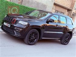 جیپ گراند شیرۆکی